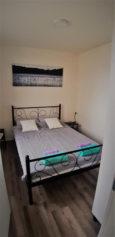 Apartman Alisa Veliko Gradište Exterior foto